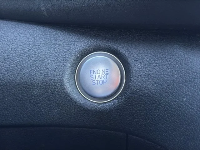 Used 2023 Silver Hyundai SEL image 26