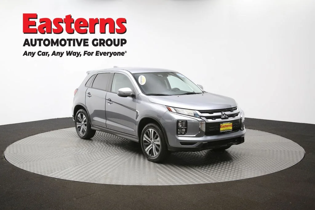 Used 2023 Gray Mitsubishi 2.0 SE image 48