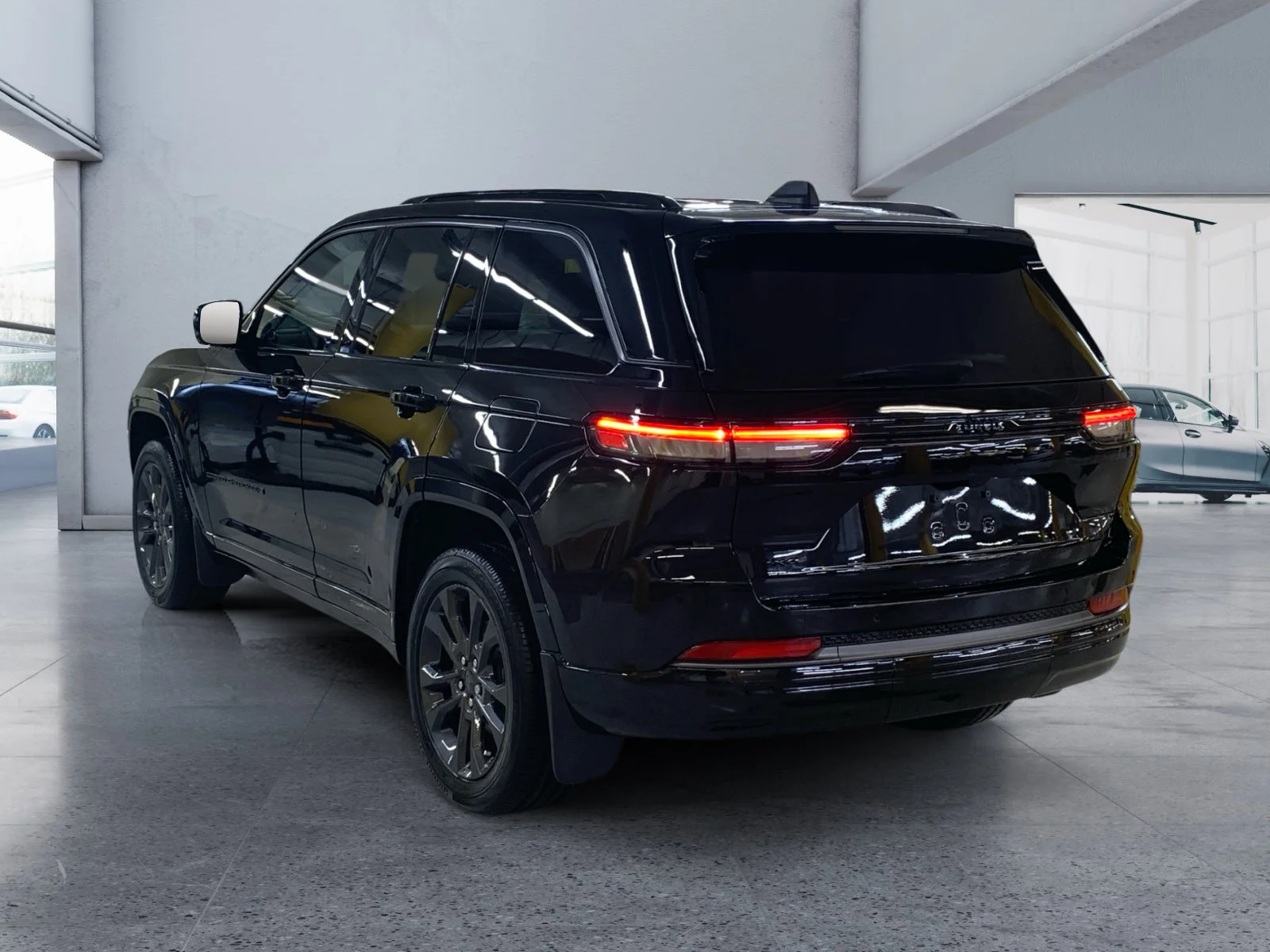 New 2026 Diamond Black Crystal Pearl Jeep Limited Reserve image 3