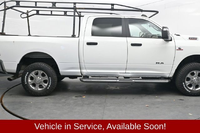 Used 2023 White Ram Big Horn image 9