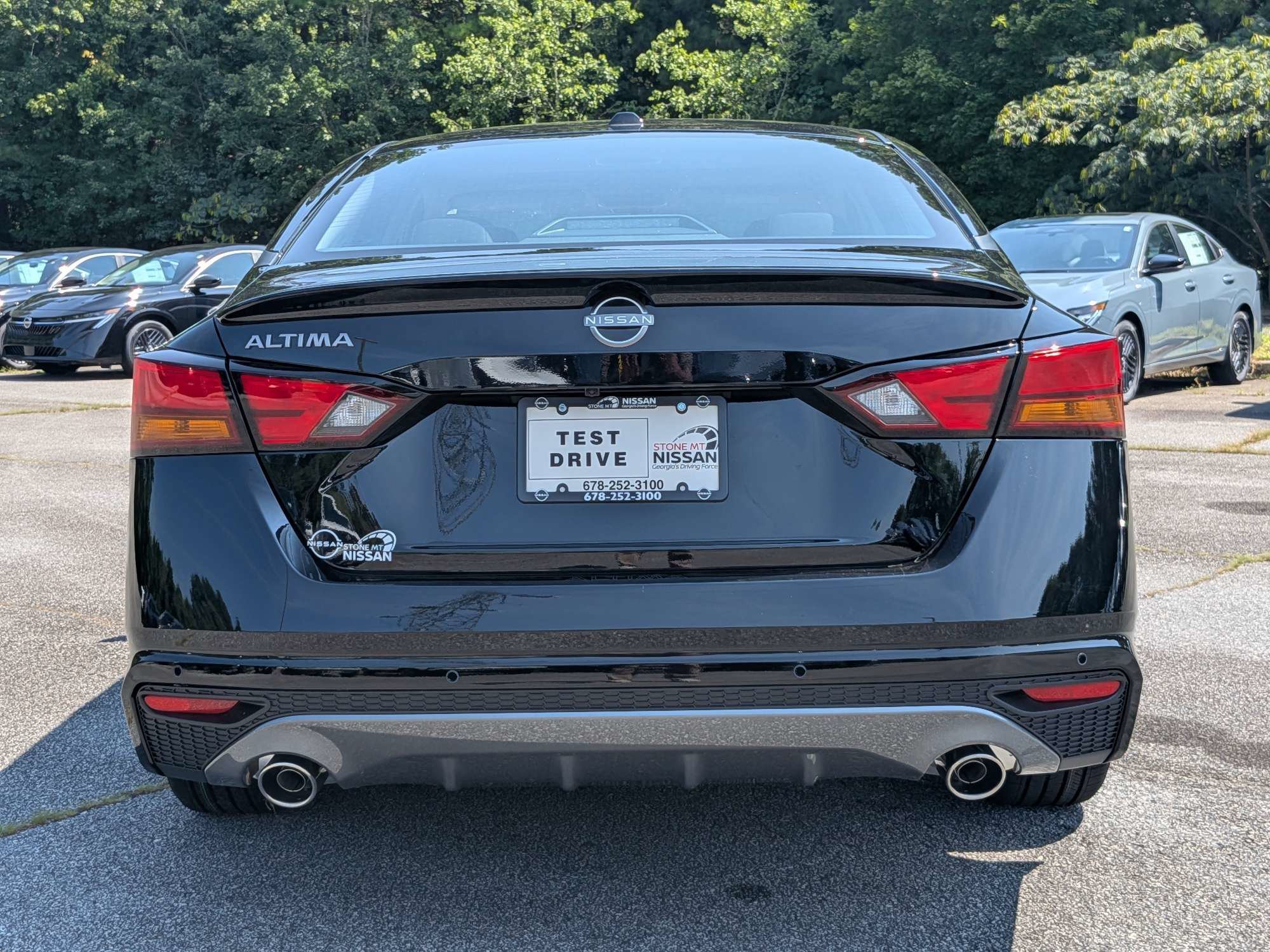 New 2026 Black Nissan 2.5 SV image 4