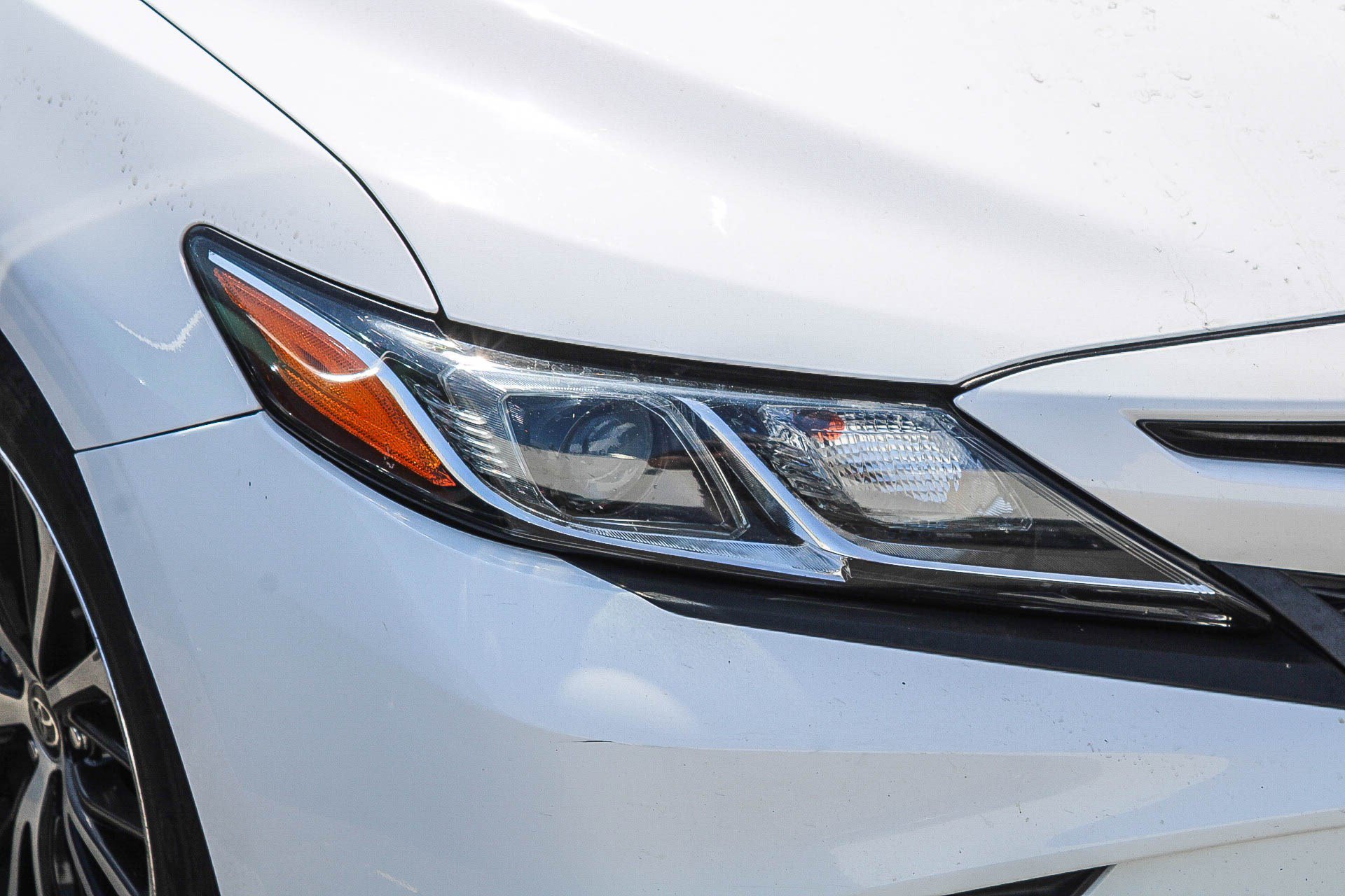 Certified Used 2020 Super White Toyota SE image 4
