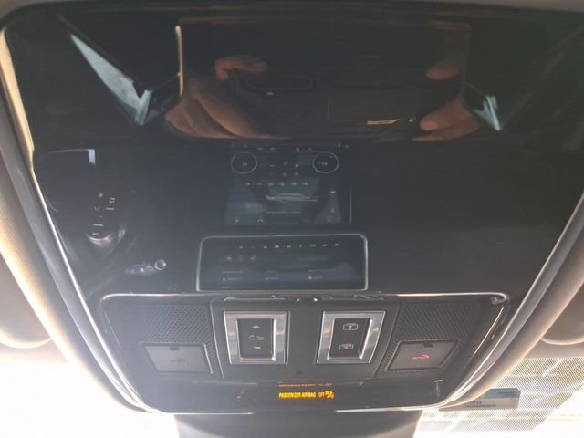 Used 2018 Black Land Rover S image 29