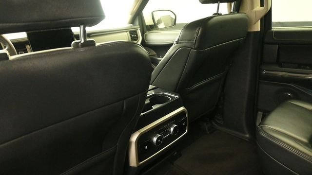 Used 2022 White Ford XLT image 12