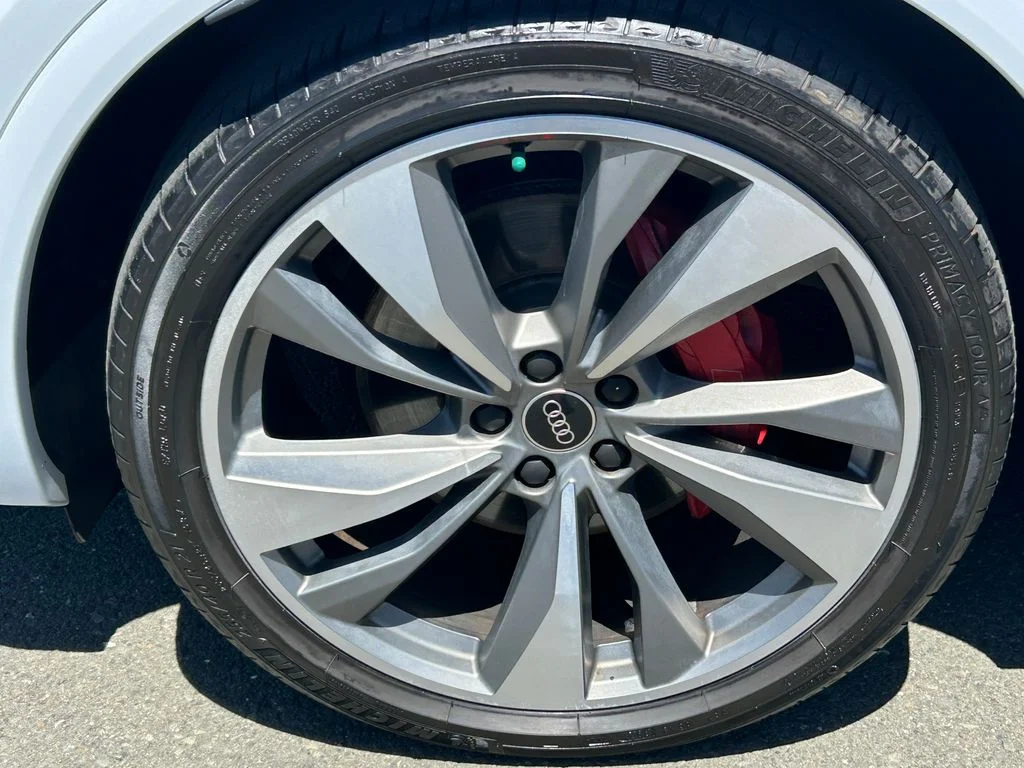 2023 Audi SQ5 Sportback Premium Plus - Photo 9