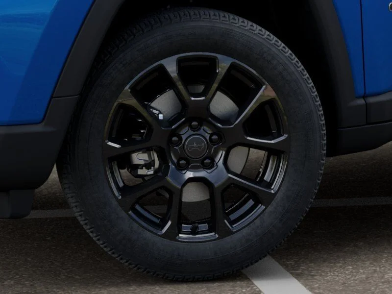 New 2026 Hydro Blue Pearlcoat Jeep Latitude image 8