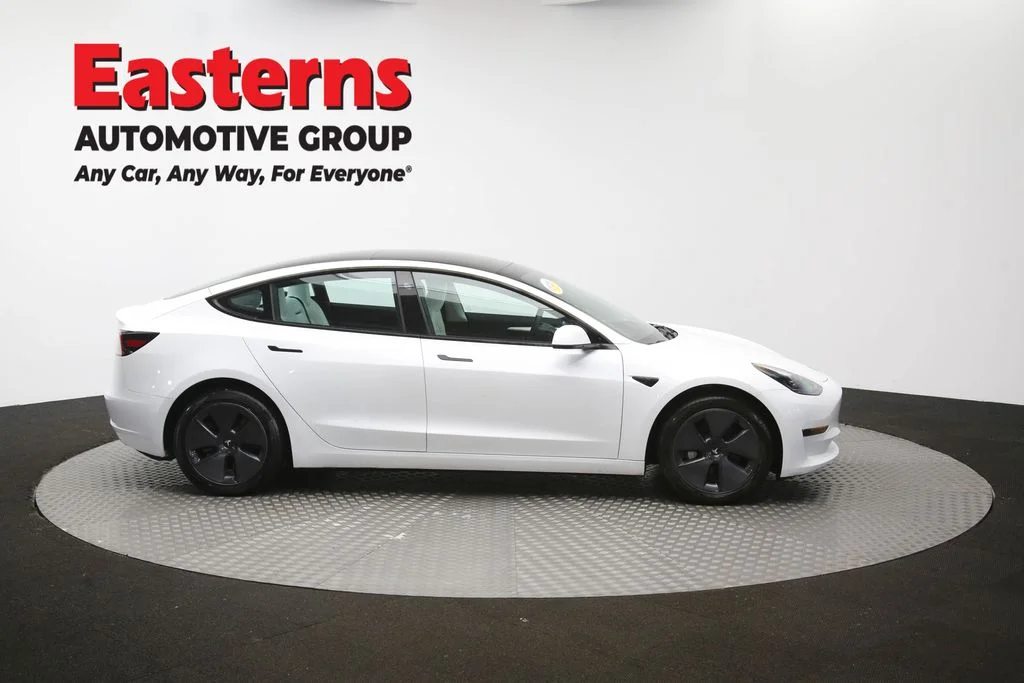 Used 2023 White Tesla Base image 40