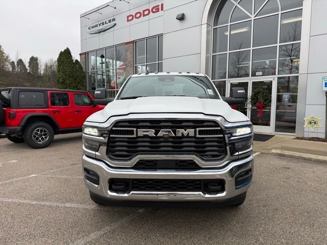 2026 RAM 3500 Chassis Tradesman - Photo 10