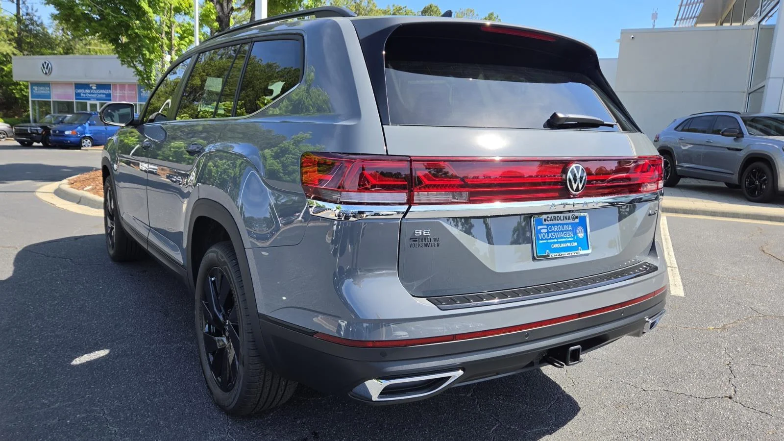 New 2026 Pure Gray Volkswagen 2.0T SE w/Technology image 4