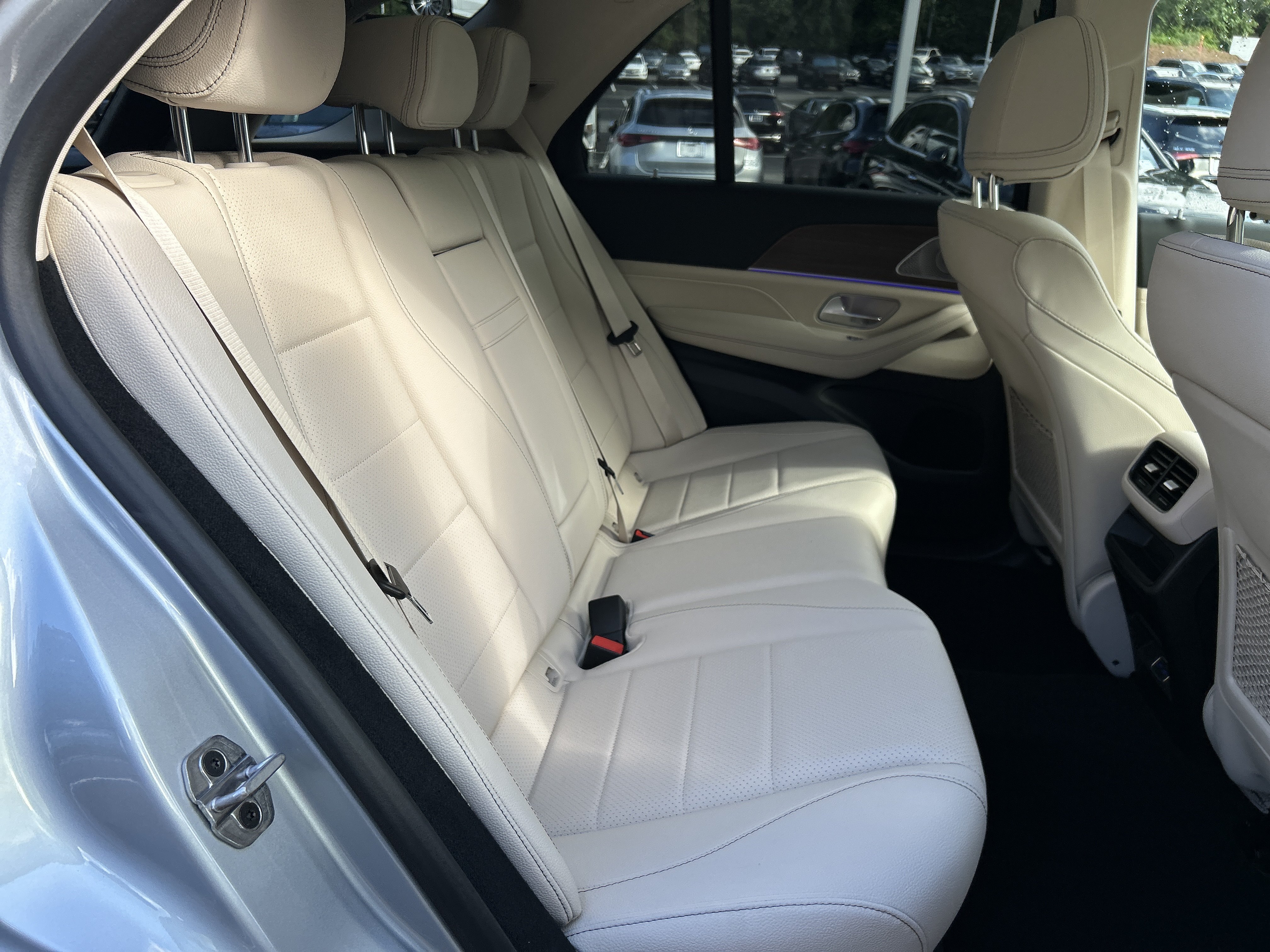New 2026 Cirrus Silver Metallic Mercedes-Benz GLE 350 4MATIC® SUV image 40