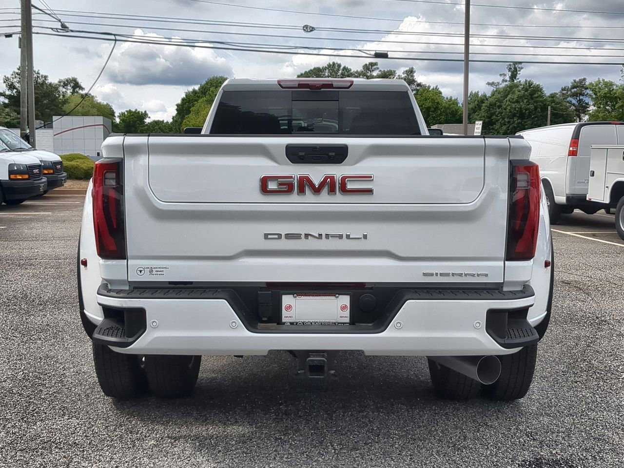 2026 GMC Sierra 3500HD Denali - Photo 7
