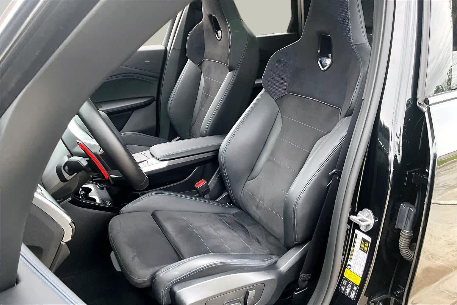 Used 2024 Black Sapphire Metallic BMW M35i image 7