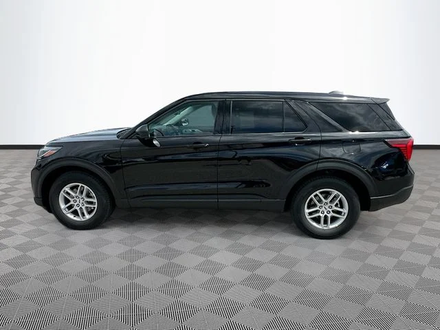 New 2026 Black Metallic Ford Active image 3