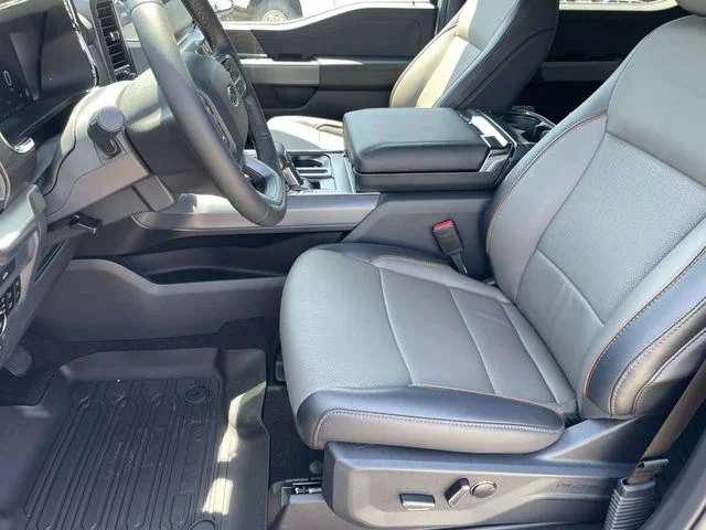 New 2026 Oxford White Ford Lariat image 10