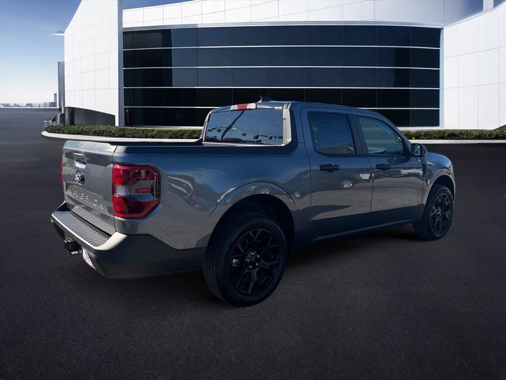 New 2026 Carbonized Gray Metallic Ford XLT image 5