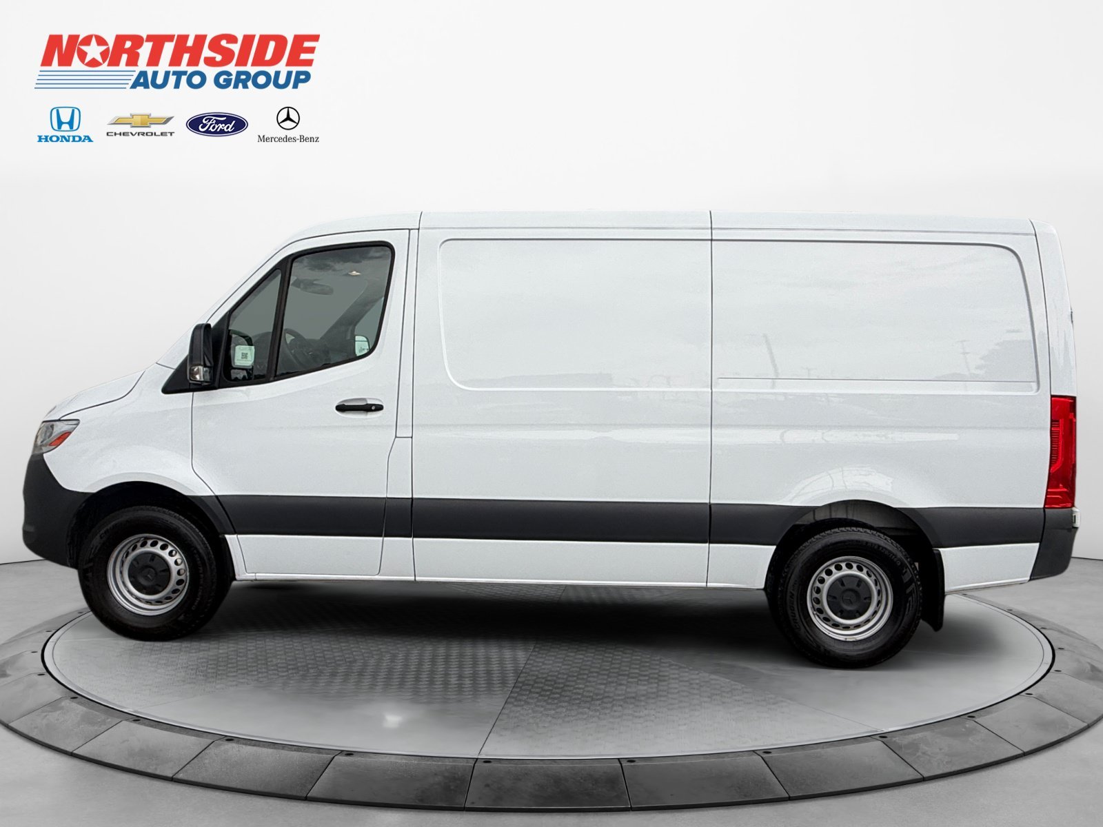 Certified Used 2025 Arctic White Mercedes-Benz Cargo 144 WB image 4