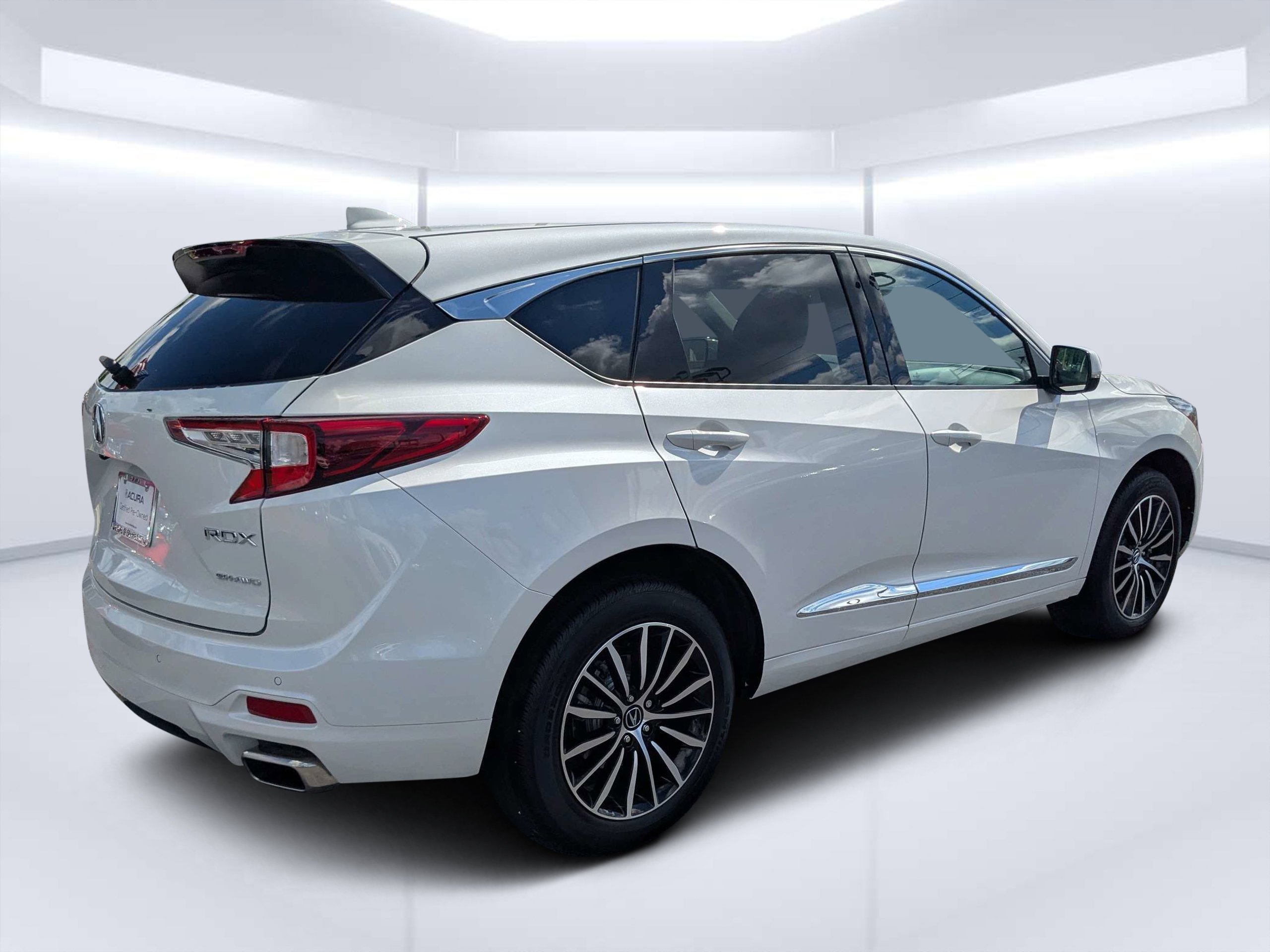 Certified Used 2025 Platinum White Pearl Acura Advance Package image 38