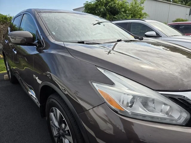 Used 2017 Brown Nissan S image 4