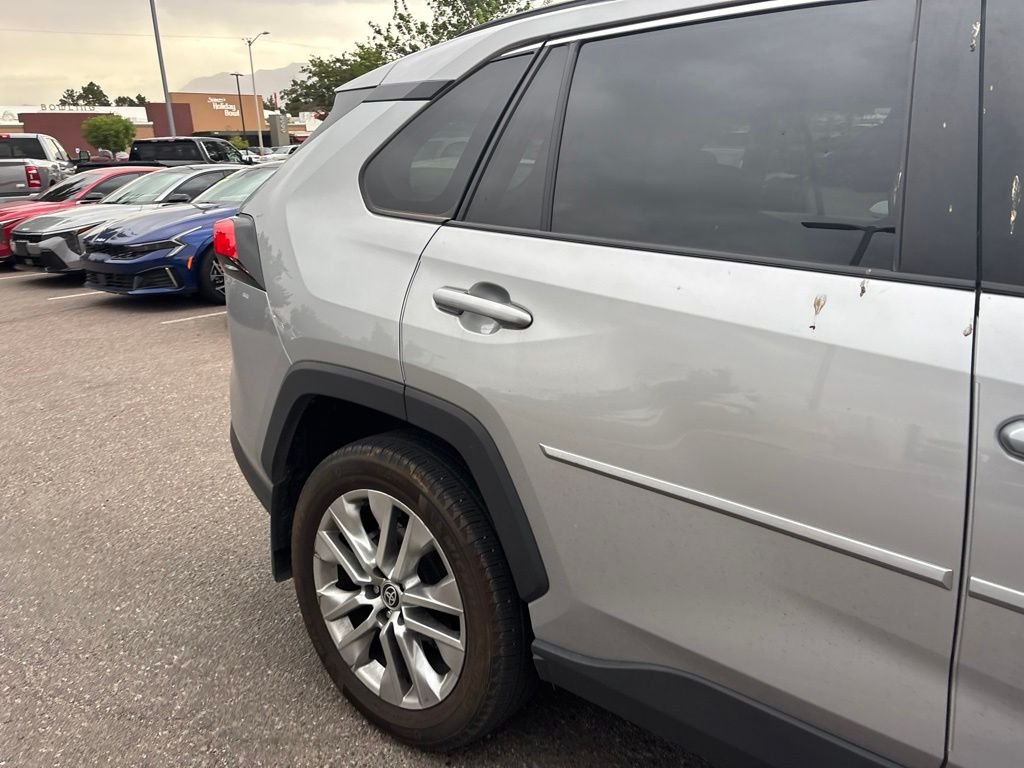 Used 2023 Silver Toyota XLE Premium image 13