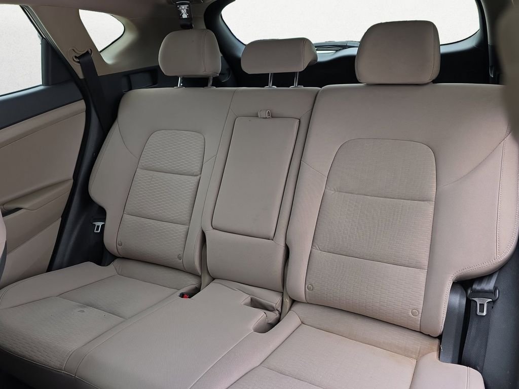Used 2020 Red Hyundai Sport image 9