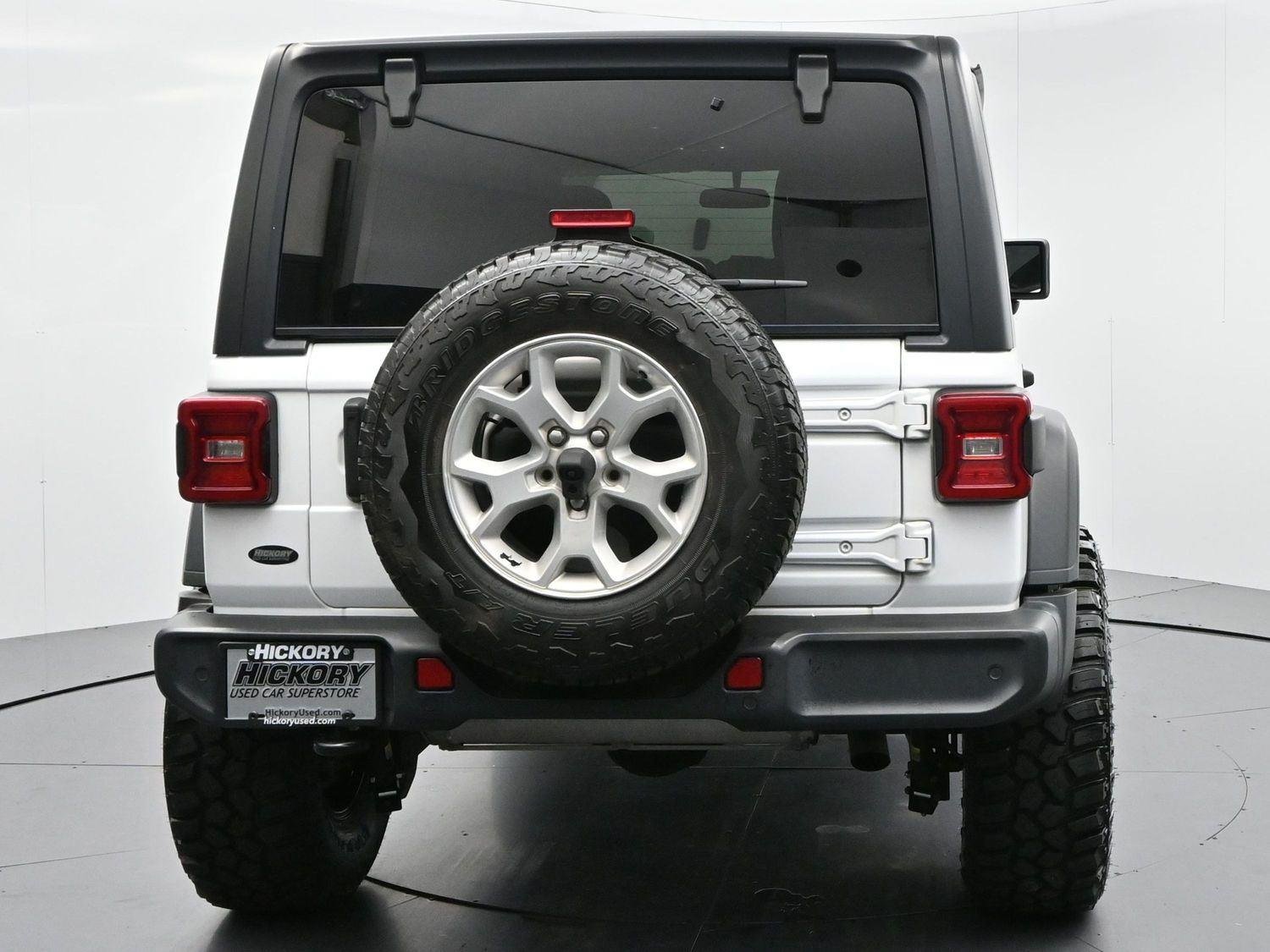 Used 2021 Bright White Clearcoat Jeep Unlimited Islander image 41