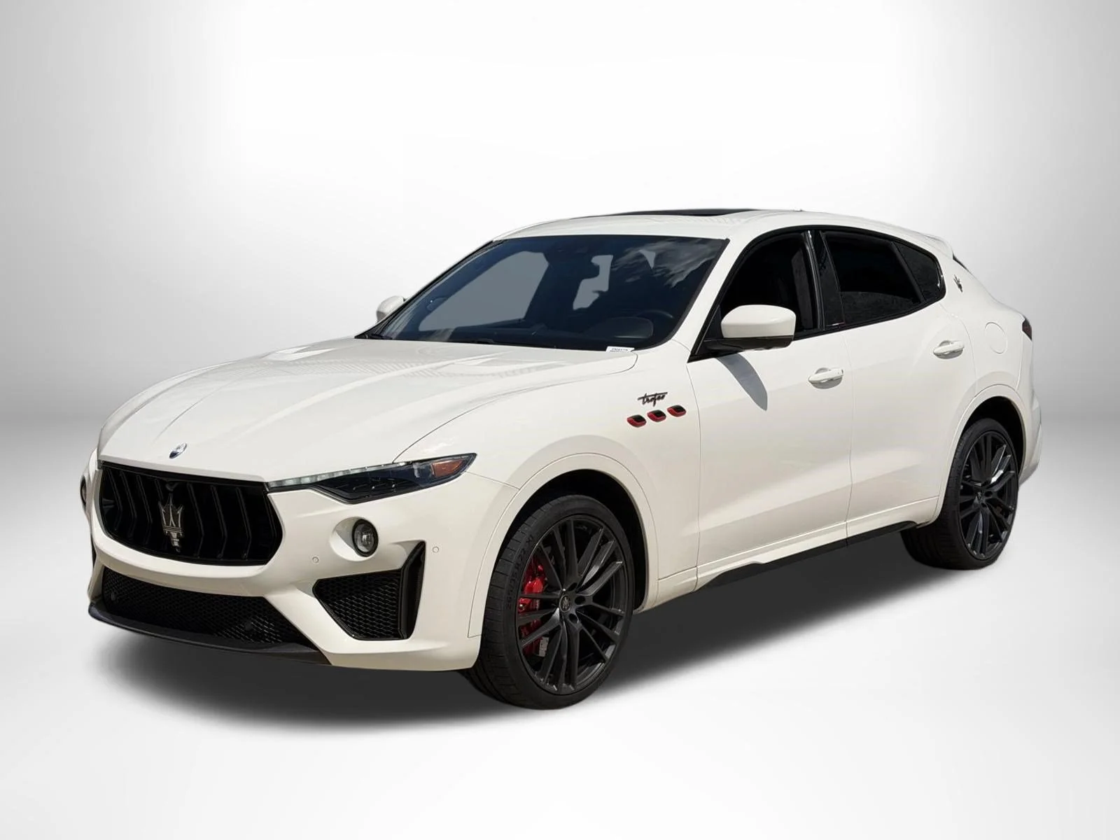 Used 2022 Bianco Maserati Trofeo image 4