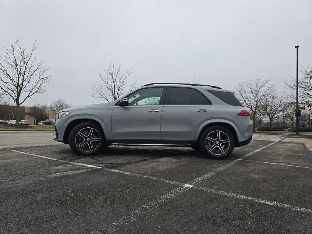 New 2026 MANUFAKTUR Alpine Grey Mercedes-Benz GLE 580 image 13