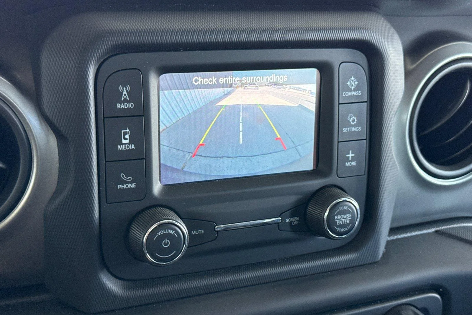 Used 2018 Bright White Clearcoat Jeep Sport S image 18