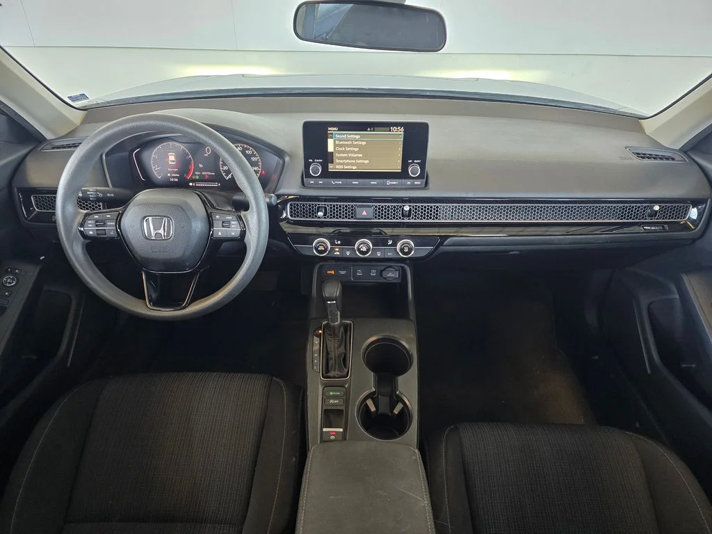 Used 2025  Honda LX image 8