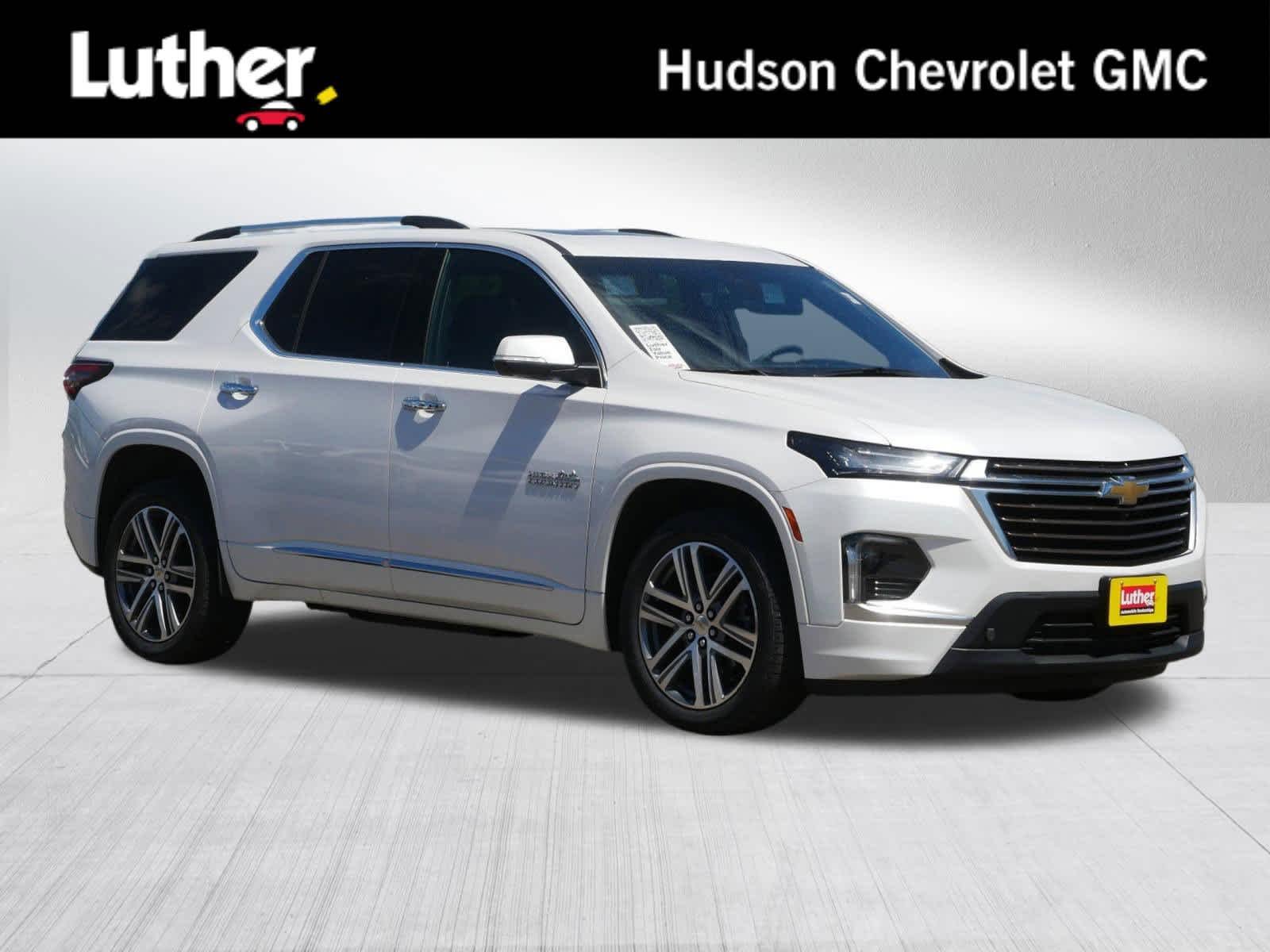 2023 Chevrolet Traverse AWD High Country's photo