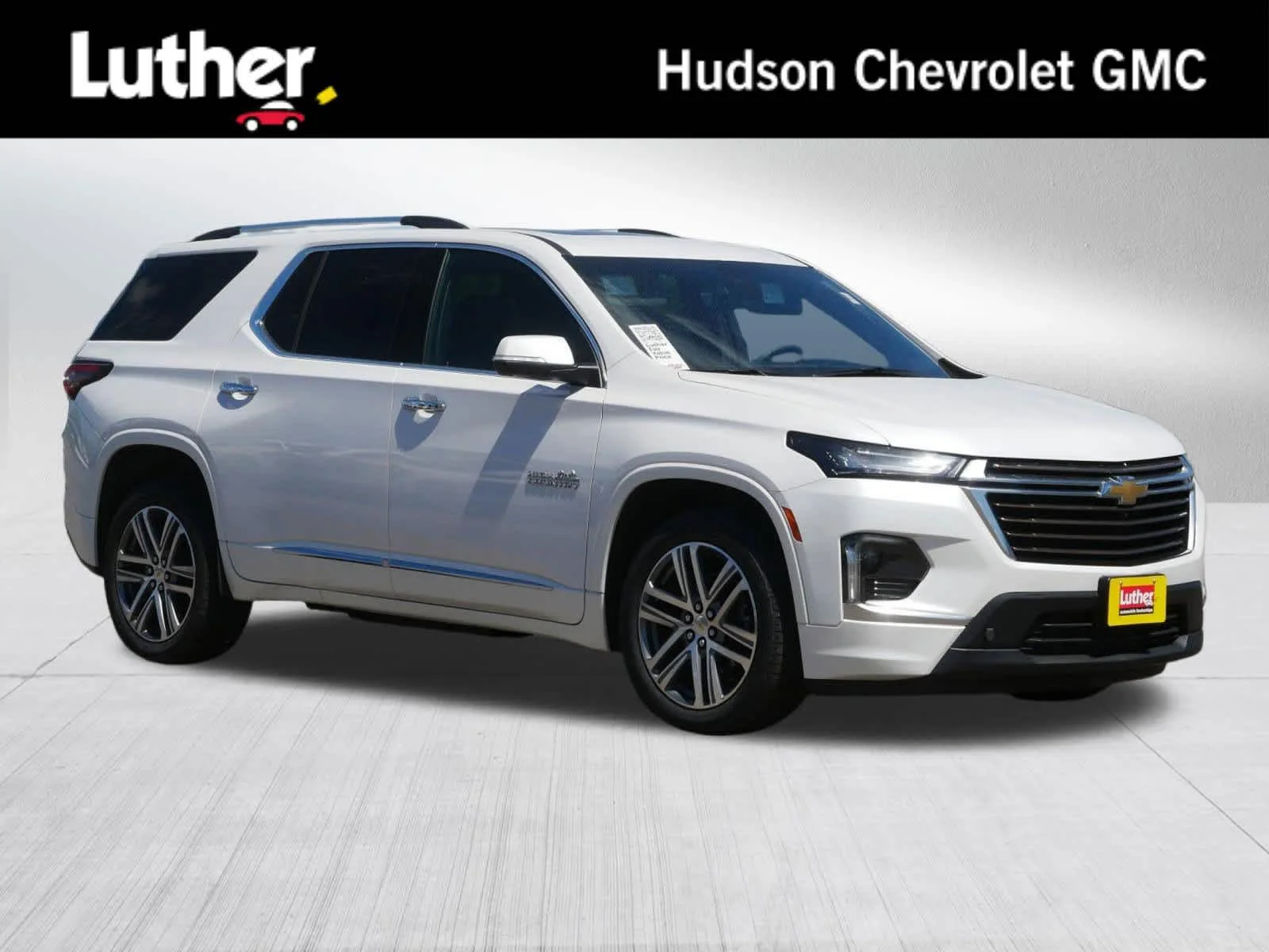 2023 Chevrolet Traverse AWD High Country's photo