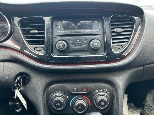 Used 2015 Silver Dodge SXT image 23