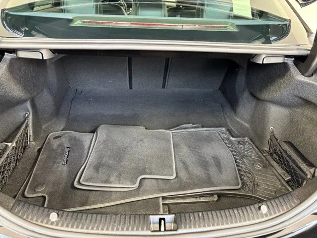 Used 2018  Mercedes-Benz C 300 image 21