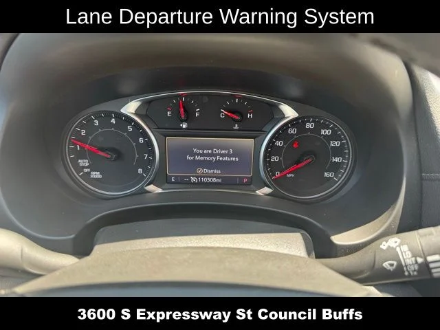 Used 2023 Silver GMC SLT image 23