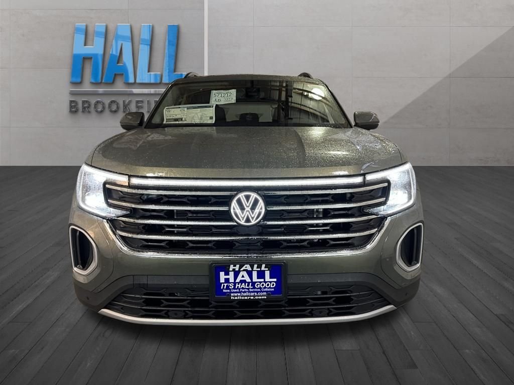 New 2026 Green Volkswagen 2.0T SE w/Technology image 8
