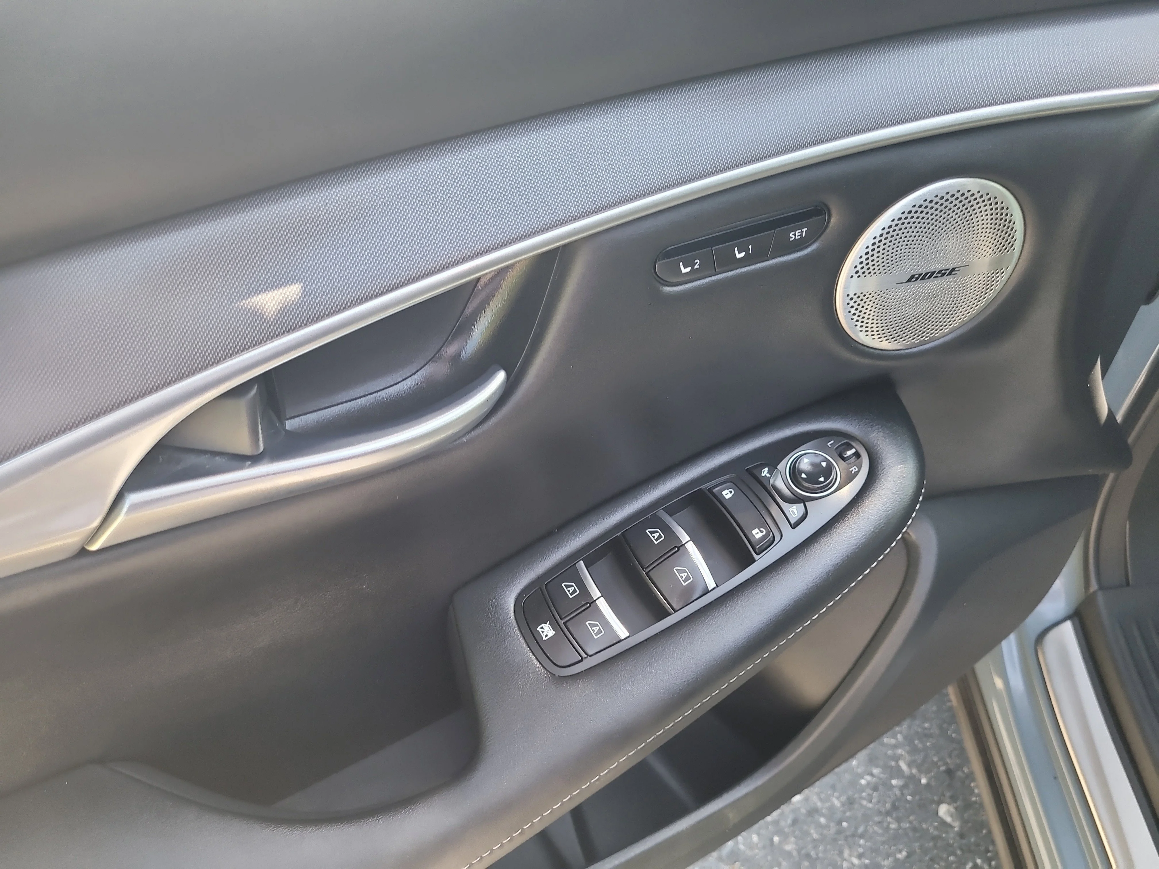 Used 2023 Slate Gray INFINITI LUXE image 18
