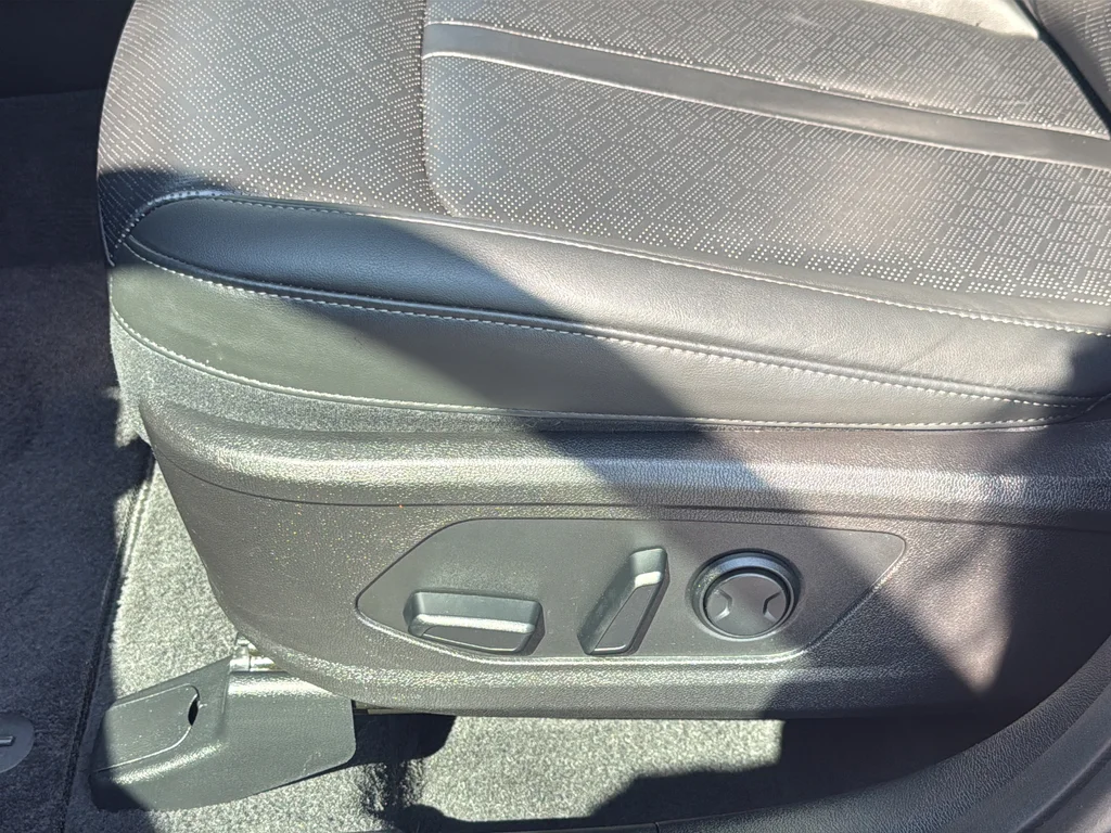 Certified Used 2023 Black Kia X-Line S image 18