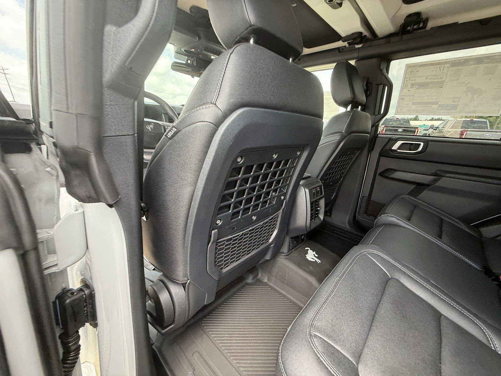 New 2026 Avalanche Gray Ford Badlands® image 23