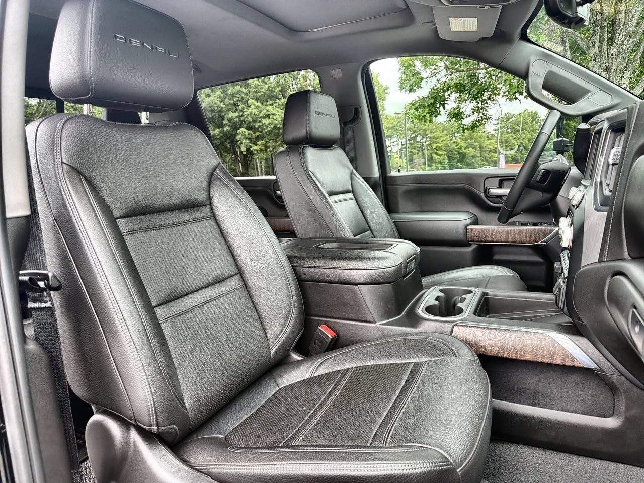Used 2021 EBONY TWILIGHT METALLIC GMC Denali image 23