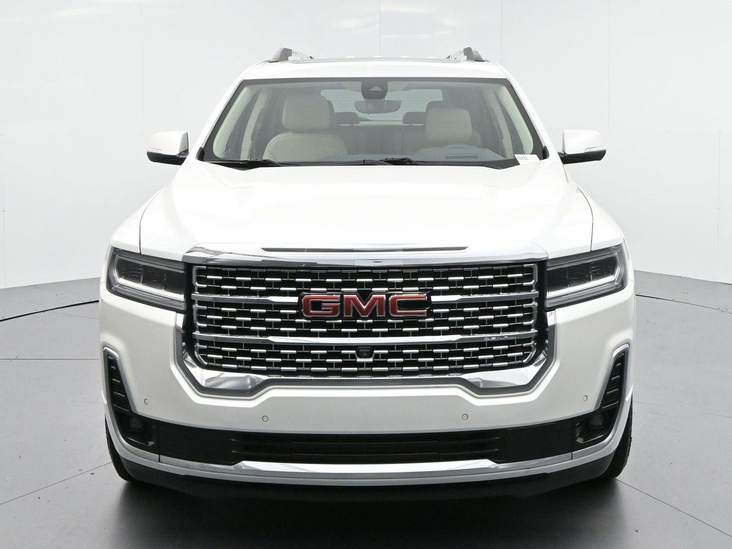 Used 2023 White Frost Tricoat GMC Denali image 2