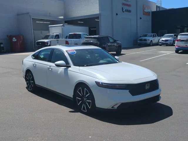 Used 2024  Honda Touring image 15
