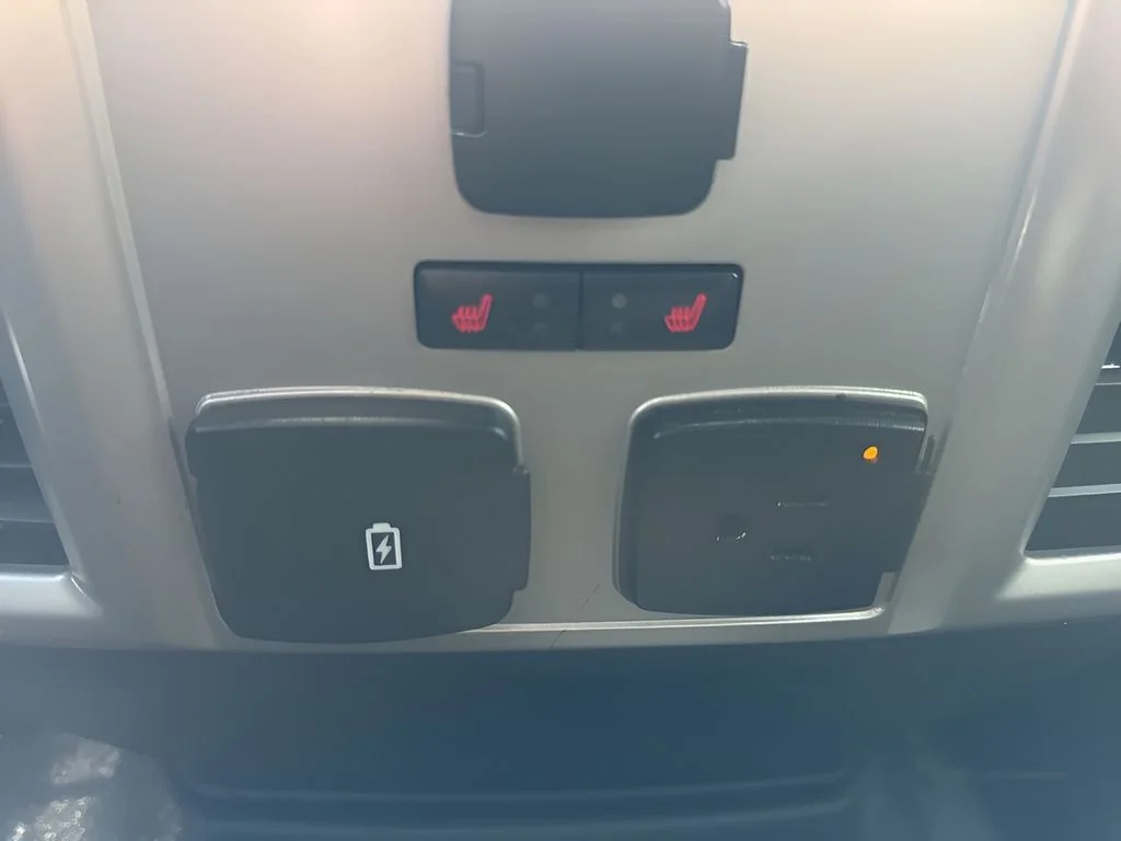 Used 2020 Black Ford Lariat image 14
