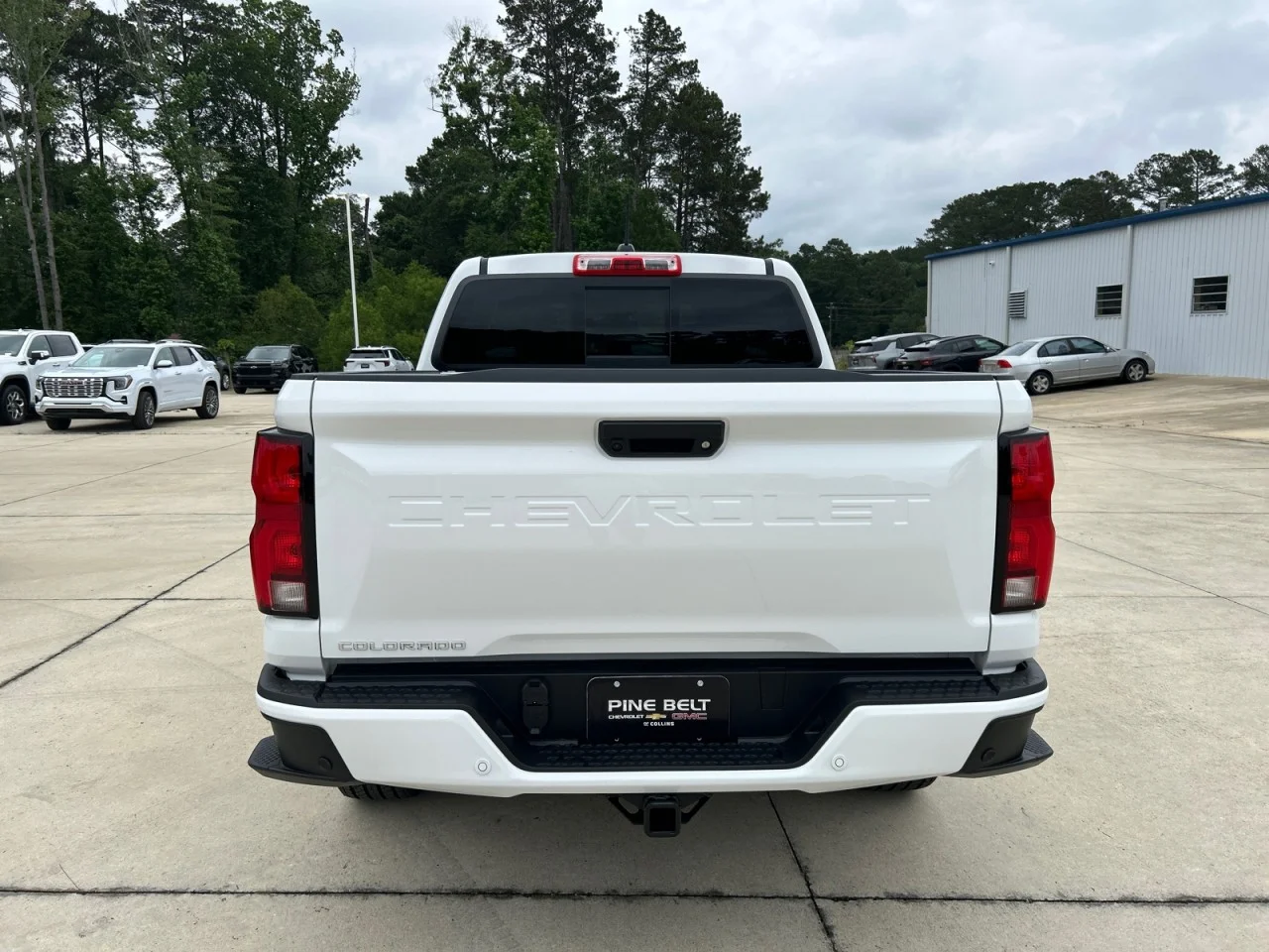New 2026 Summit White Chevrolet LT image 6