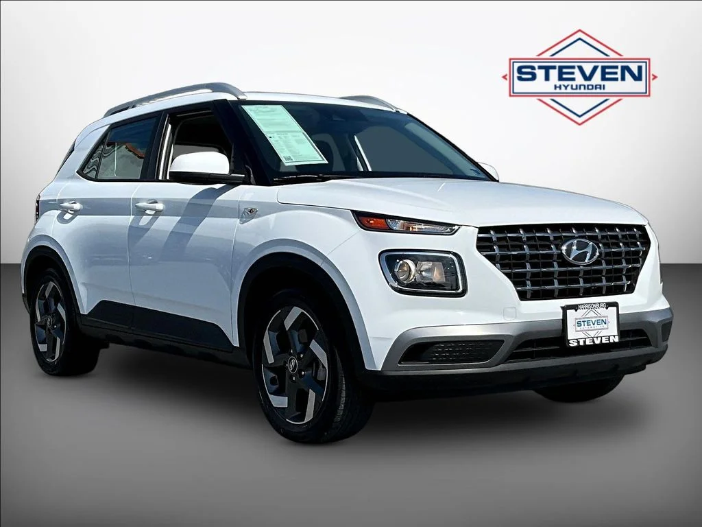 Certified Used 2022 White Hyundai SEL image 1
