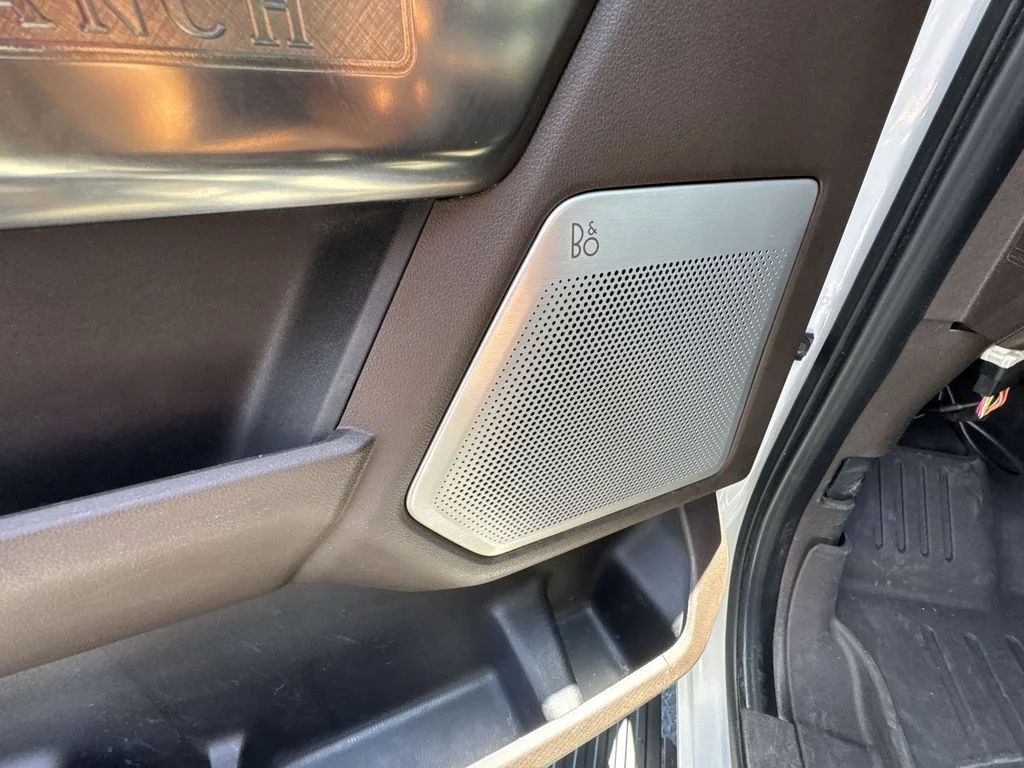 Used 2022 White Ford King Ranch image 25