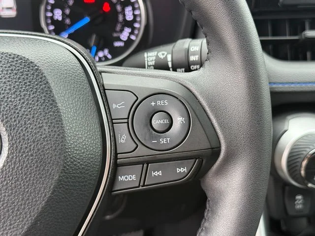 Used 2022 Black Toyota SE image 13