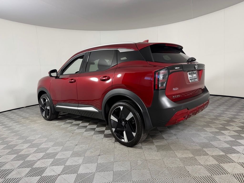 Used 2025 Red Nissan SR image 9