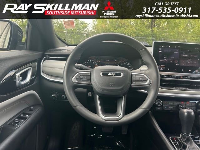 Used 2023 Gray Jeep Limited image 13