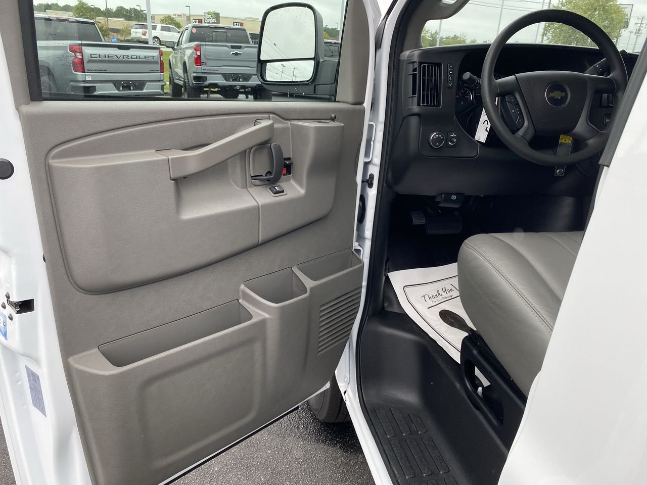 2025 Chevrolet Express Cargo Work Van - Photo 62