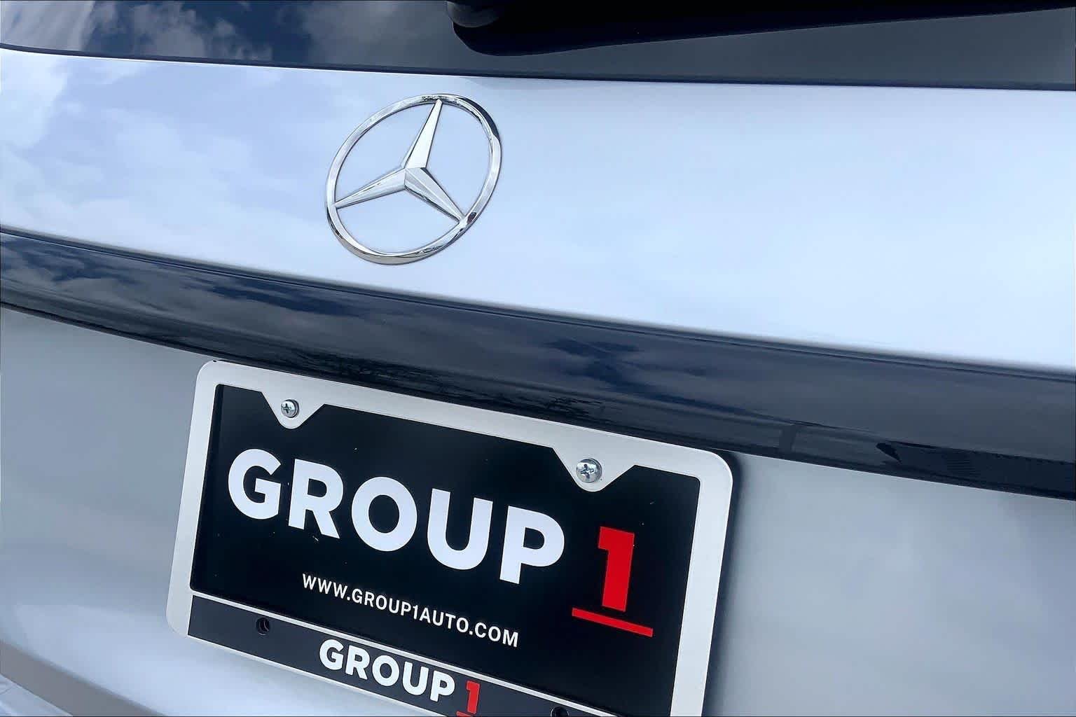 Used 2025 Cirrus Silver Metallic Mercedes-Benz GLC 300 image 30